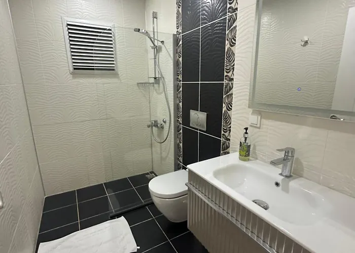 The Townhouse كاس